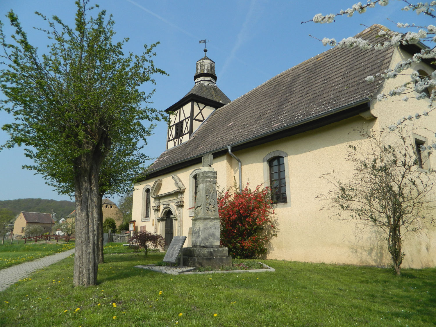 Bild: Kirche Bild 7